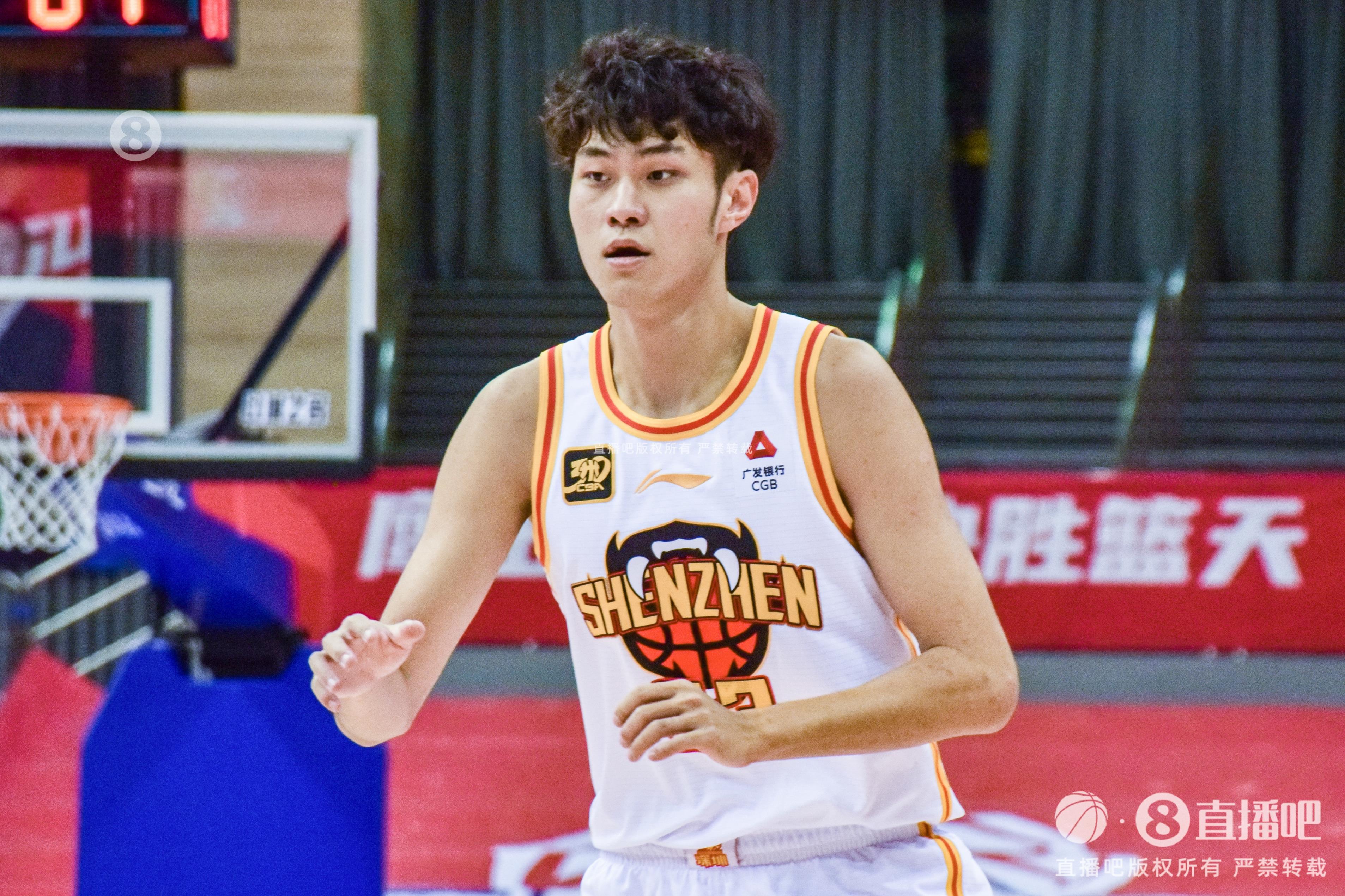 表現(xiàn)出色！王浩然14中7拿到20分3板6助2斷 正負(fù)值+30